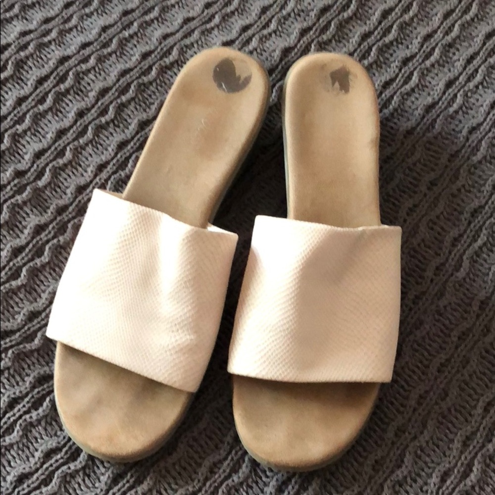 Aerosoles slides